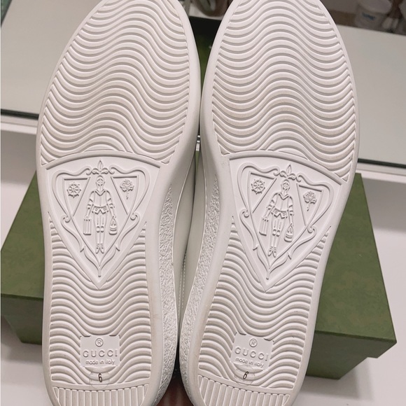 Gucci X Disney Ace sneakers - Picture 10 of 11